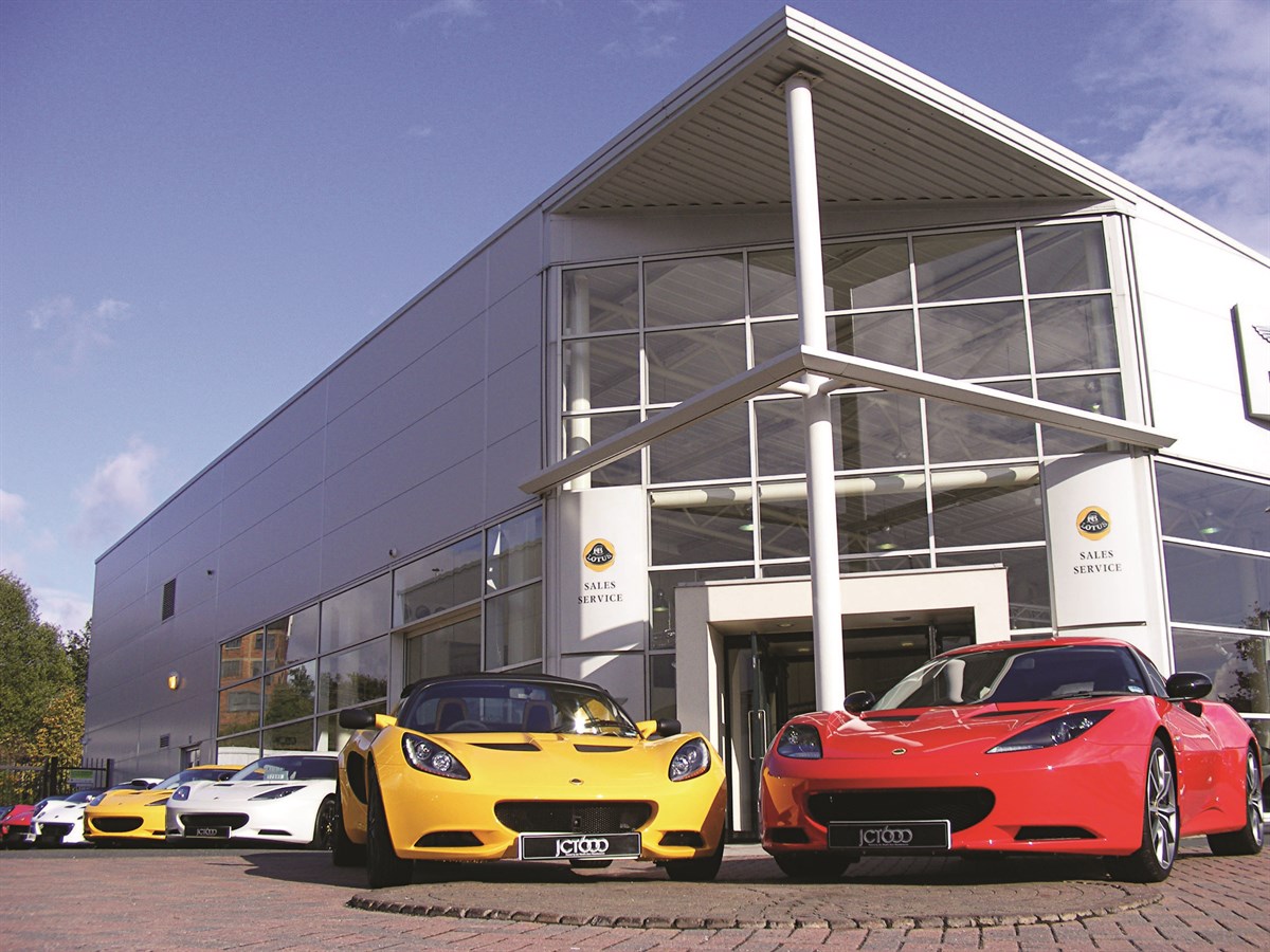 JCT600 has moved its Lotus dealership in Leeds to a larger, refurbished