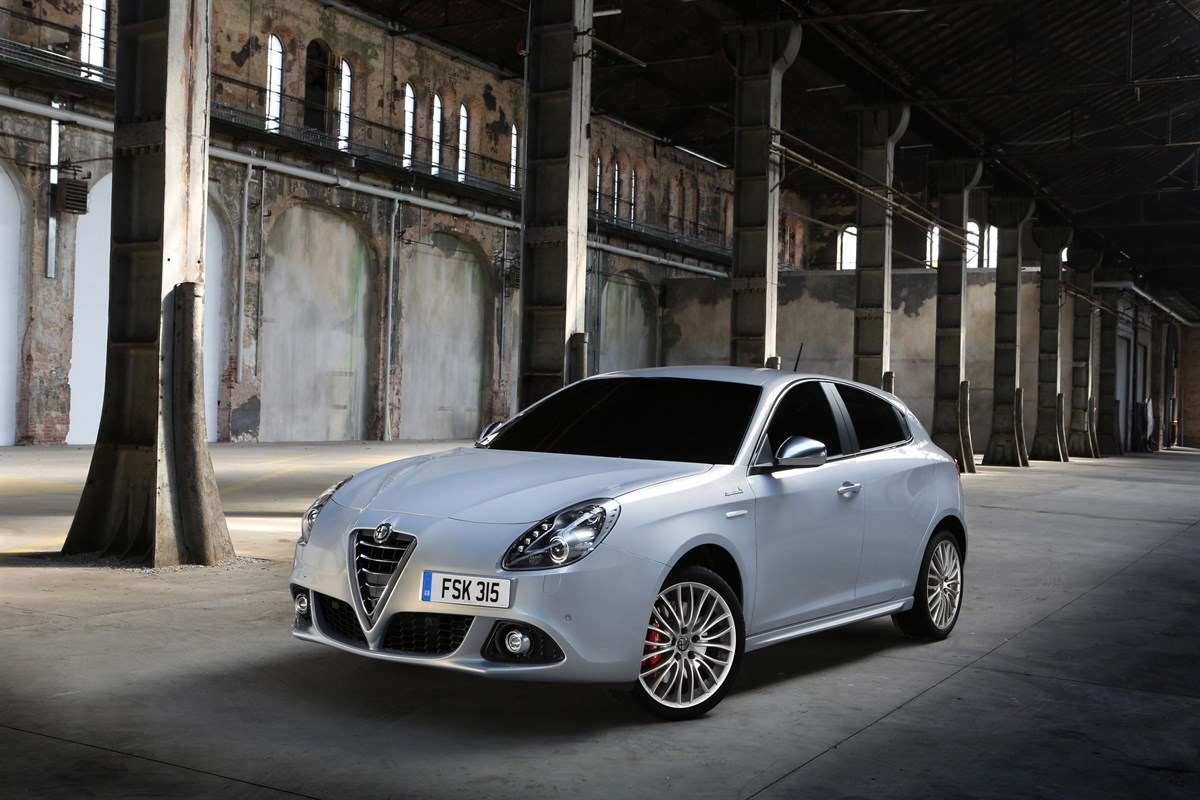 Alfa Romeo reveals facelifted Giulietta