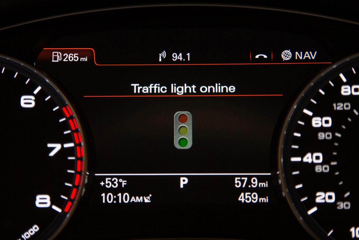 audi-developing-advanced-traffic-light-recognition-technology-technology