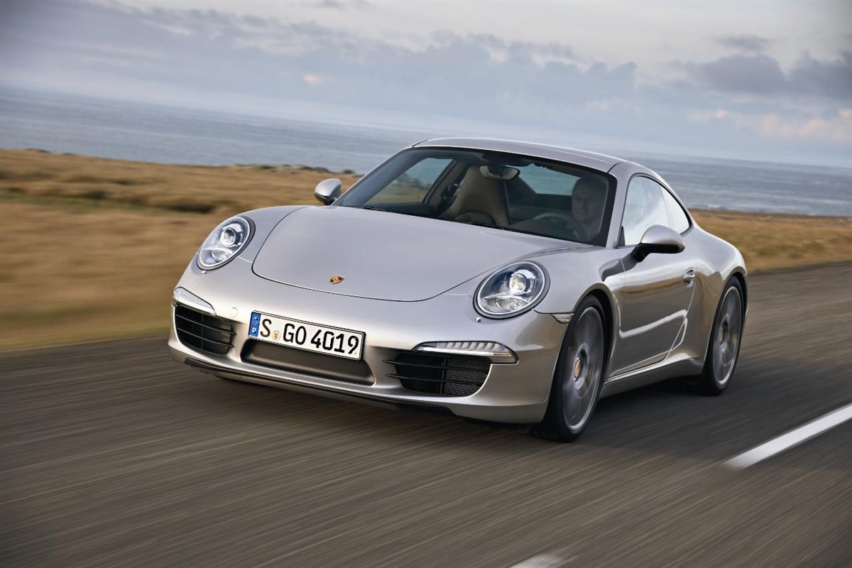 First drive: Porsche 911 | RoadTests Article