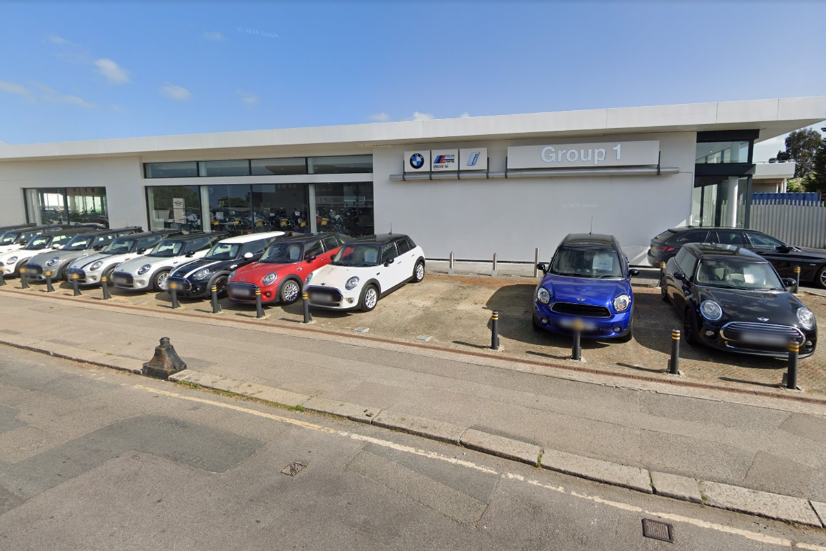 One Roots Brighton BMW Brighton manager admits £38,000 fraud | Car dealer news