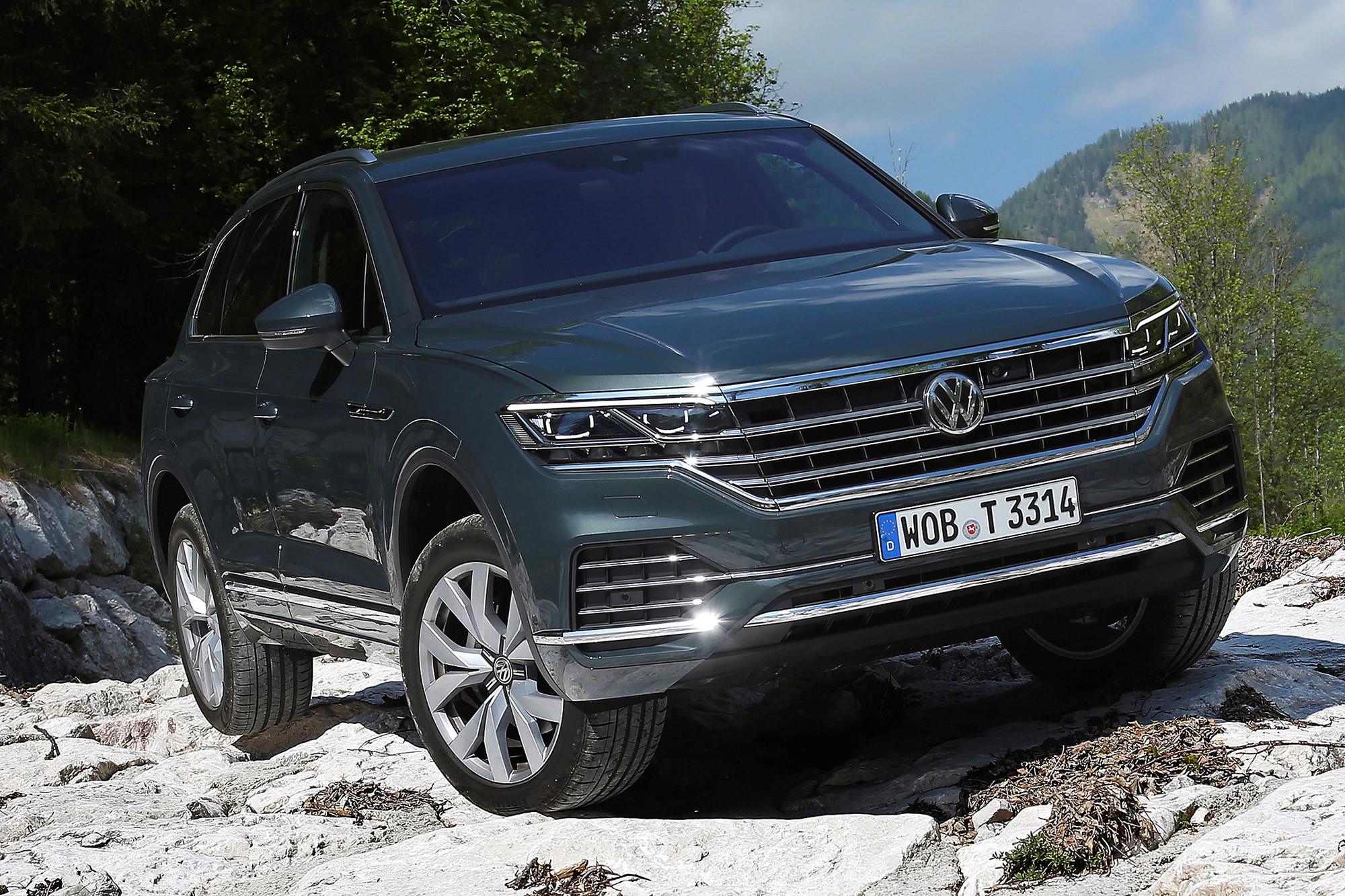 VW Touareg Turns 20 This Year, Celebrates With Special-Edition Model