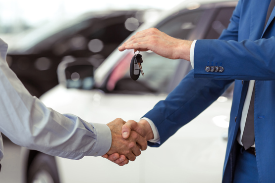 Less than a third of car buyers haggle on car purchase, says CarGurus