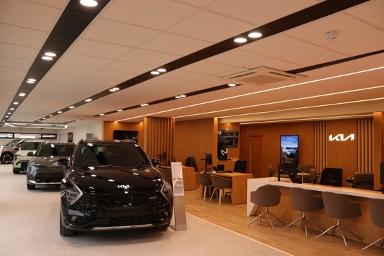 Grainger Motor Group opens sixth Kia dealership