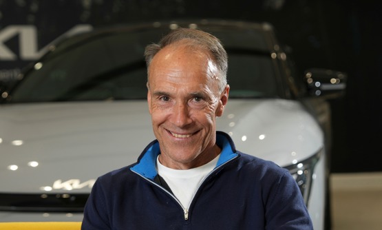 John Hargreaves retires from Kia UK after 14 years