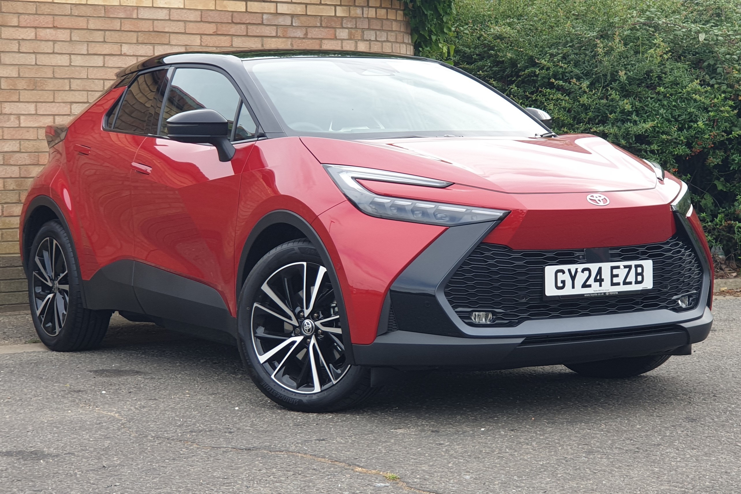 Toyota chr electric hybrid discount