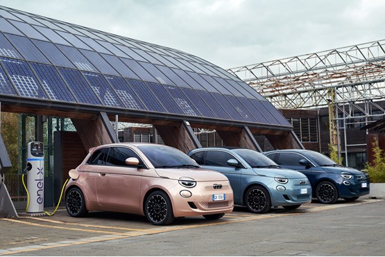 New Fully Electric Fiat 500 To Be Priced From 19 995 Car Model News