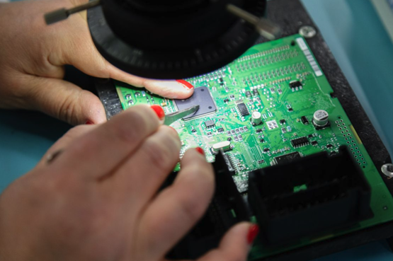 Stellantis’ Sustainera looks to expand electronic parts repairs across UK