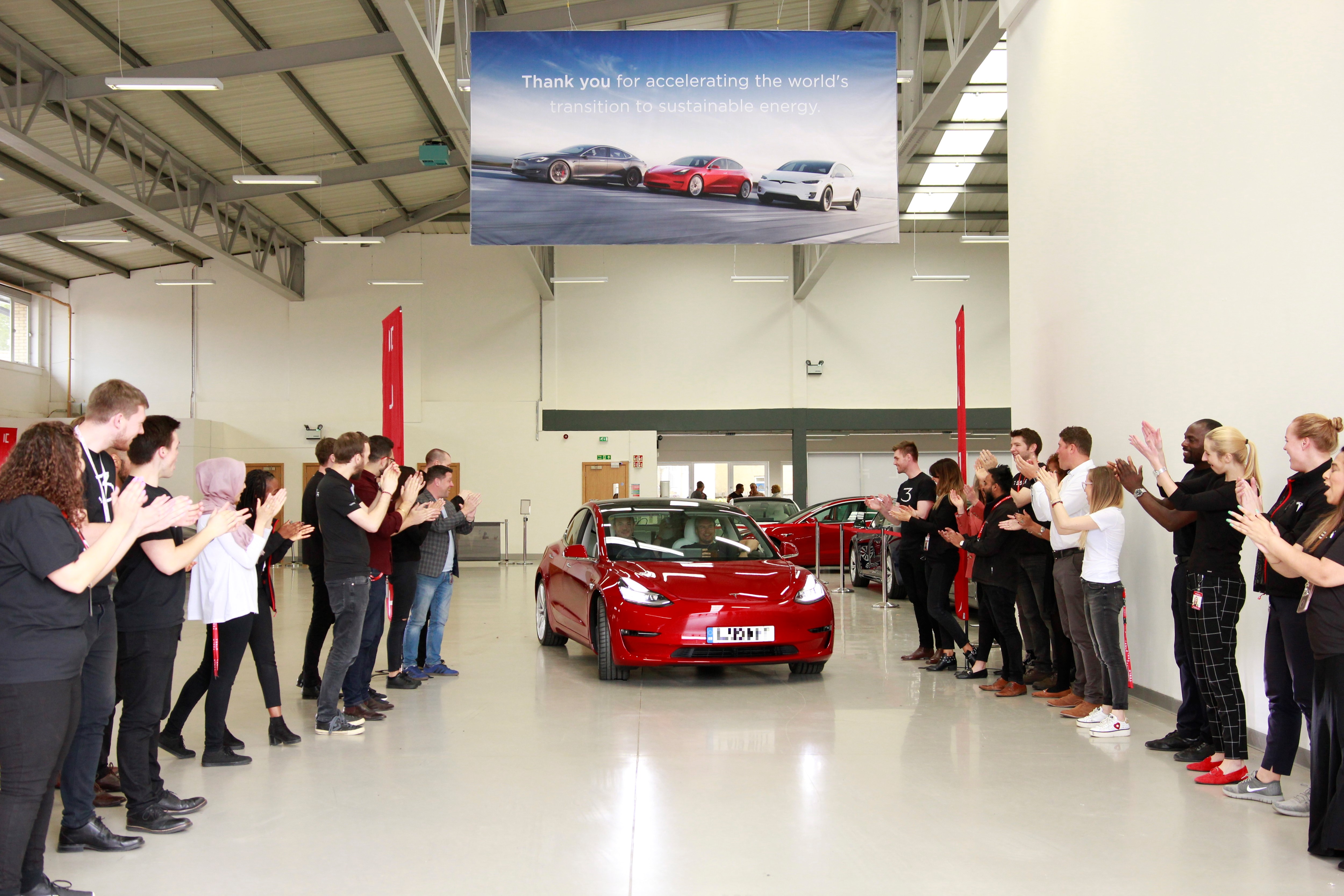 tesla model 3 dealership