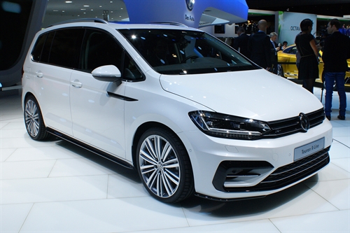 Volkswagen Touran Geneva Motor Show 2015